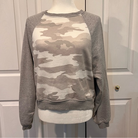 American Eagle Outfitters Tops - 💛💛💛 American Eagle Outfitters Gray and White Camouflage Sweatshirt - Small